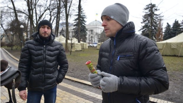 Антимайдан повертається в Маріїнський парк (фото, відео)