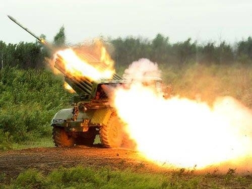 Террористы обстреливают Донецк с 