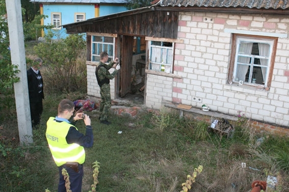 На Черниговщине от взрыва гранаты погиб боец АТО и местная жительница, - фото