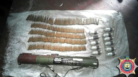 Милиционеры изъяли у жителя Авдеевки противотанковый гранатомет