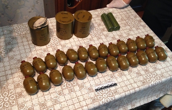 У Дніпропетровську міліція затримала військового, який перепродував бойові гранати із зони АТО