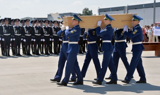 Родственники жертв катастрофы MH17 хотят подать иски против Украины
