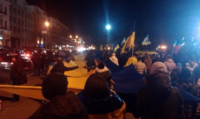 Активисты в Харькове прошли маршем к годовщине разгона Майдана, - видео