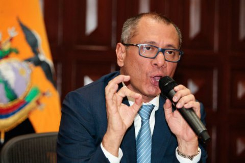 В Еквадорі видали ордер на арешт віце-президента країни