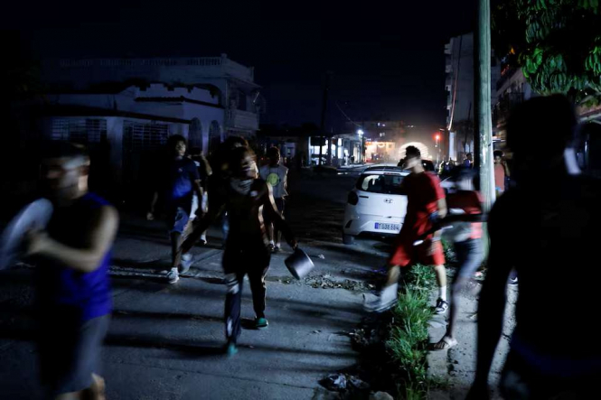 На Кубі через тривалі відключення світла почалися протести