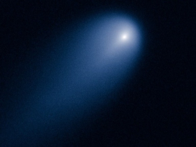Хаббл зробив знімок комети NEOWIS
