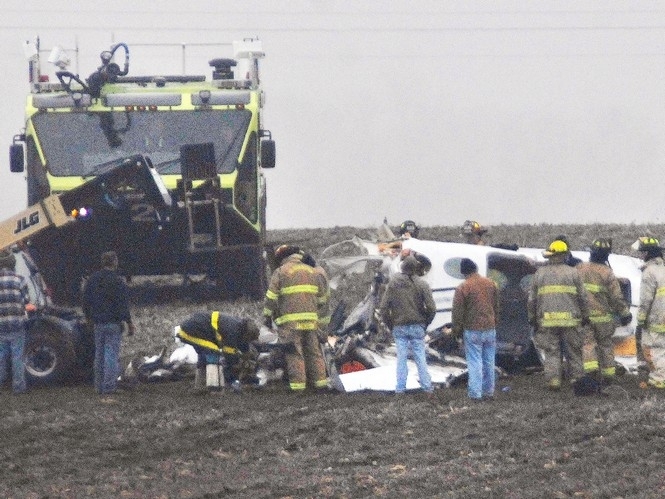 В штате Иллинойс разбился частный самолет: есть жертвы - фото