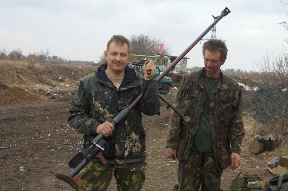 Російський вербувальник розповів, що відправляє бойовиків у Донбас в гумконвоях