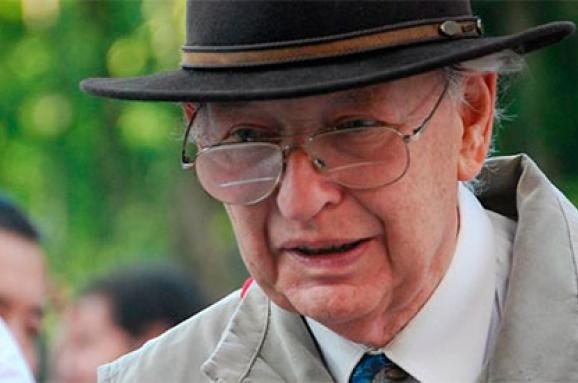Помер лауреат Нобелівської премії, німецький економіст Зелтен
