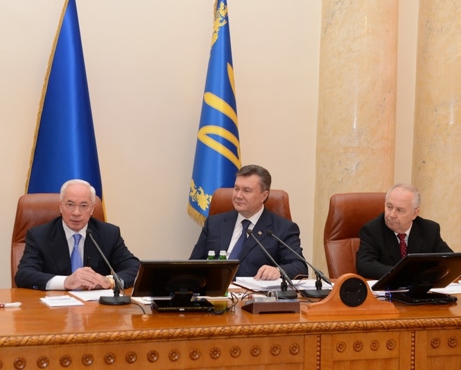 Янукович передав у Раду 