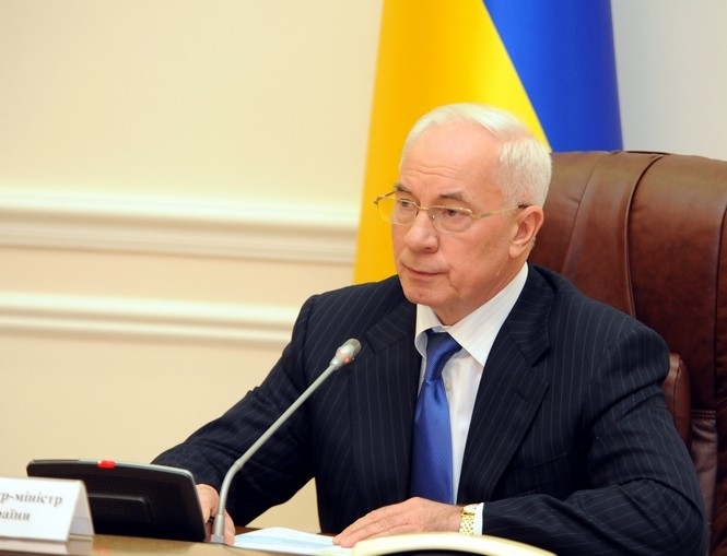 Азаров не встигає підтягти Україну у сотню кращих для ведення бізнесу