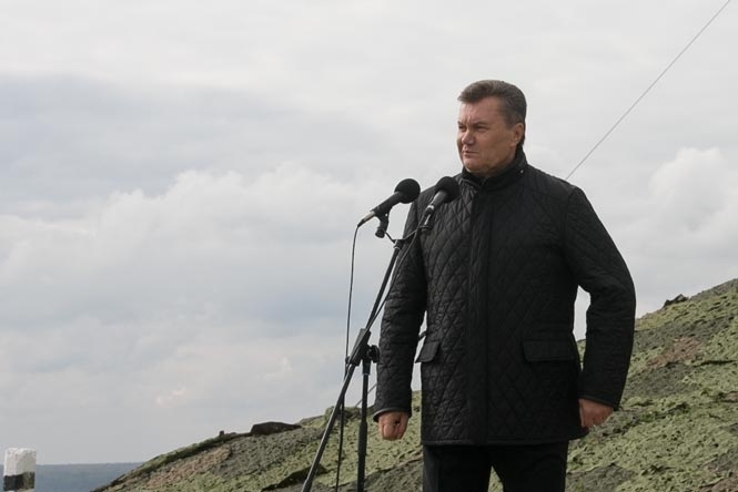 Янукович їде у Туреччину підписувати угоду про зону вільної торгівлі