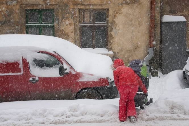 Зима не відступає: синоптики прогнозують сніг і морози