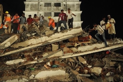 В Індії обвалився будинок: 27 людей загинуло