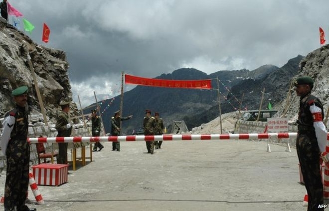 Индия планирует разместить на границе с Китаем ракетный полк, - СМИ