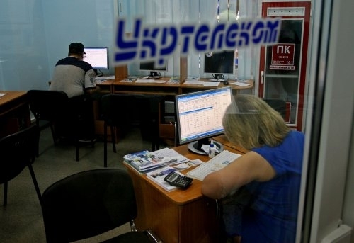 В Криму близько 20 тис абонентів залишились без зв’язку
