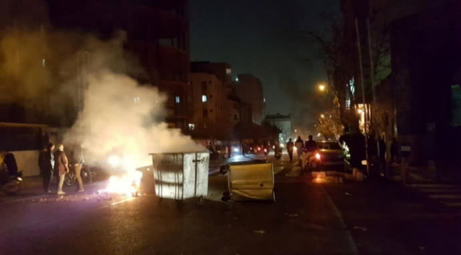 В Ірані третій день тривають антиурядові протести, - ВІДЕО