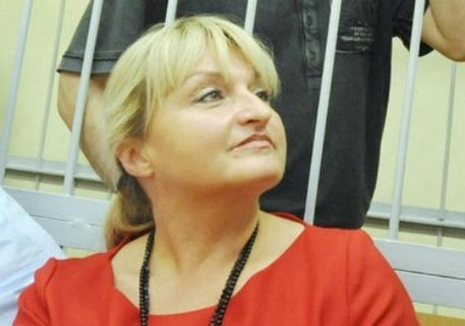 Ірина Луценко попросила суд випустити її чоловіка на волю