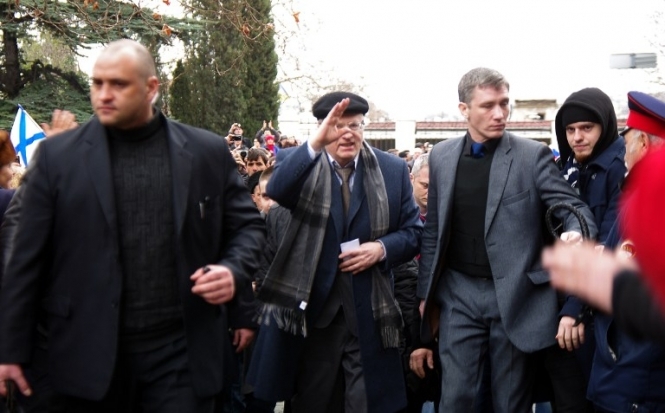 Жириновський приїхав до Севастополя: у вас завжди буде газ та російські туристи
