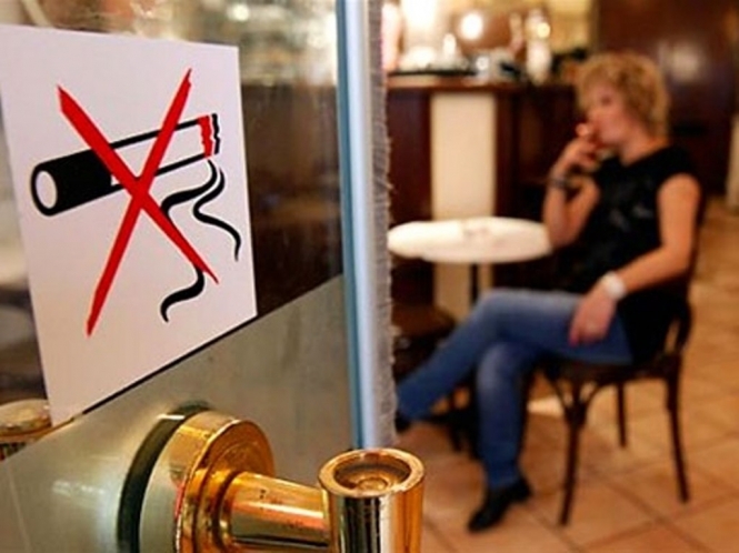 Із 16 грудня в українських ресторанах заборонено курити