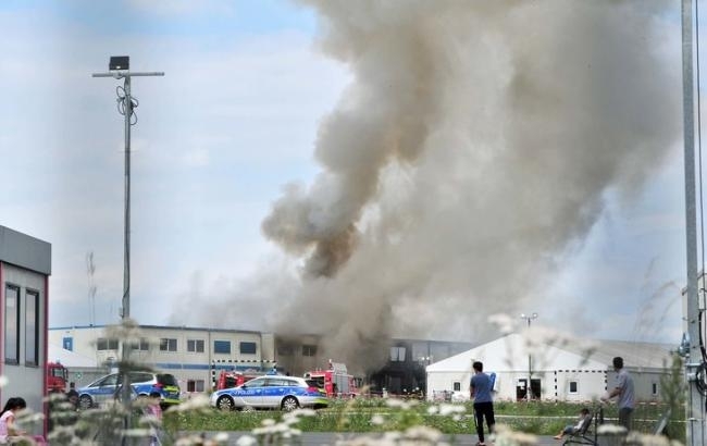 У таборі біженців у Німеччині сталася пожежа: постраждало 15 людей
