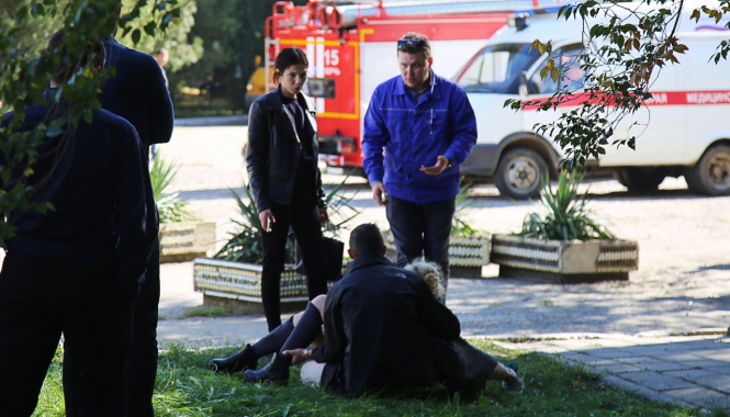 Взрыв и стрельба в колледже Керчи: двое пострадавших находятся в тяжелом состоянии