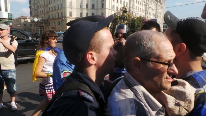 Активісти прирівняли мера Харкова до Путіна: 