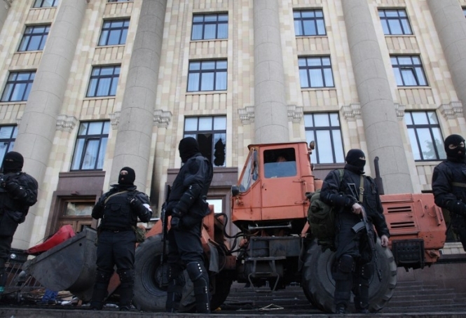 63 людини відповідатимуть перед законом за захоплення Харківської ОДА