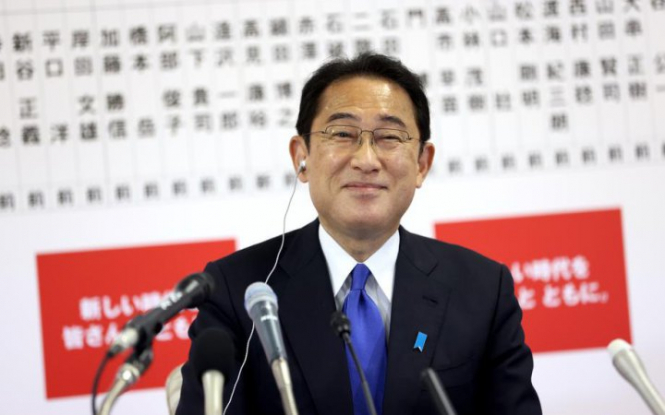 З несподіваним візітом до України їде прем'єр-міністр Японії Фуміо Кісіда