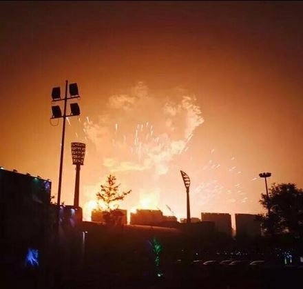 У Китаї стався потужний вибух: кількість постраждалих перевищила 300 осіб
