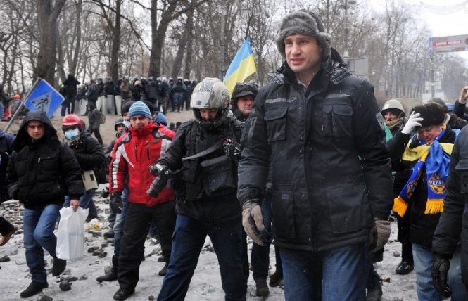 Кличко закликав мітингувальників до перемир'я на час переговорів з Януковичем