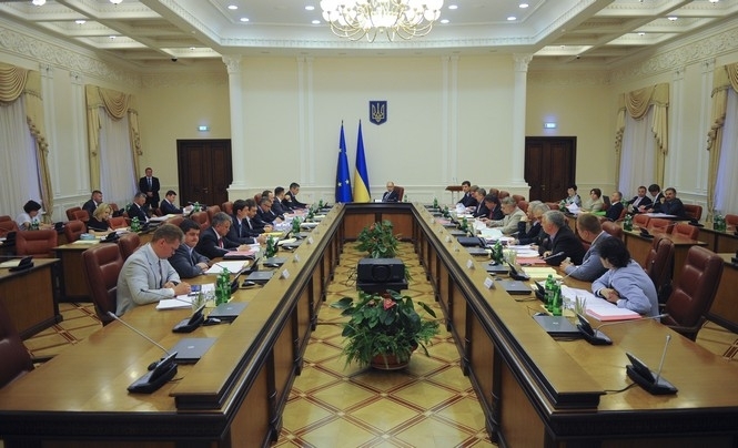 Яценюк отчитал украинских экспортеров за то, что они не используют открытый европейский рынок