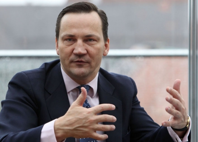 МЗС Польщі підтримує скасування візового режиму з ЄС для України