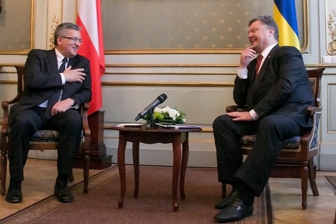 Порошенко на зустрічі з Коморовським: між Україною та Польщею є довіра, підтримка та взаємодопомога 