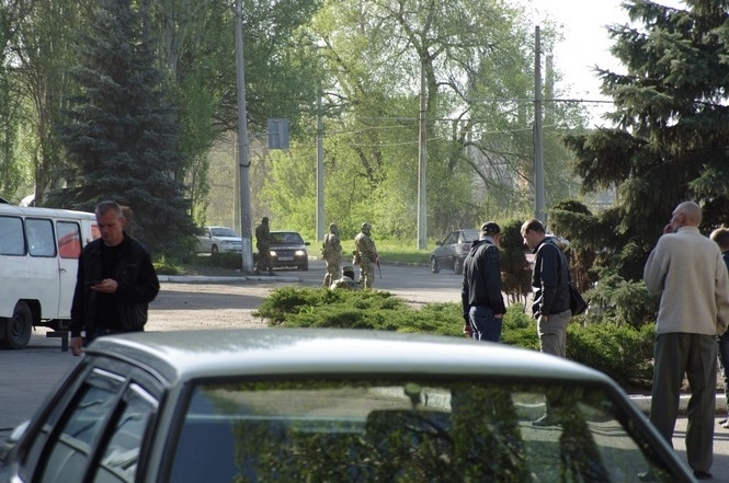 Активістам вдалося запобігти ввезенню зброї у Бердянськ