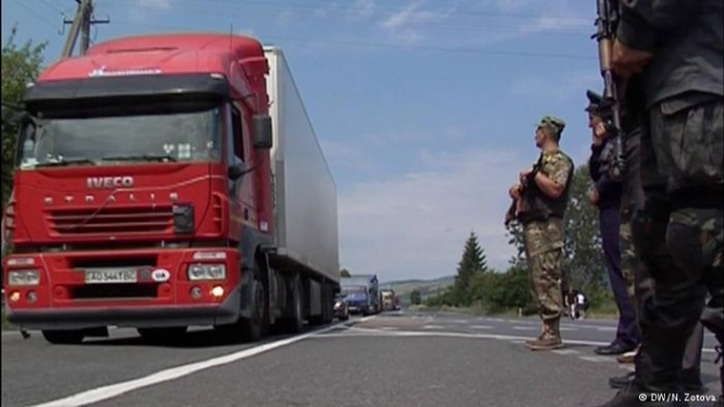 На Львівській митниці викрито схему імпорту вантажівок, через яку бюджет недоотримав 17 млн грн - прокура