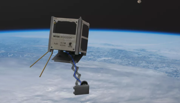 В космос в этом году отправляют первый деревянный спутник