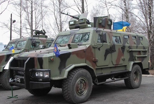 Австралія відправить Україні партію бронетранспортерів Bushmaster