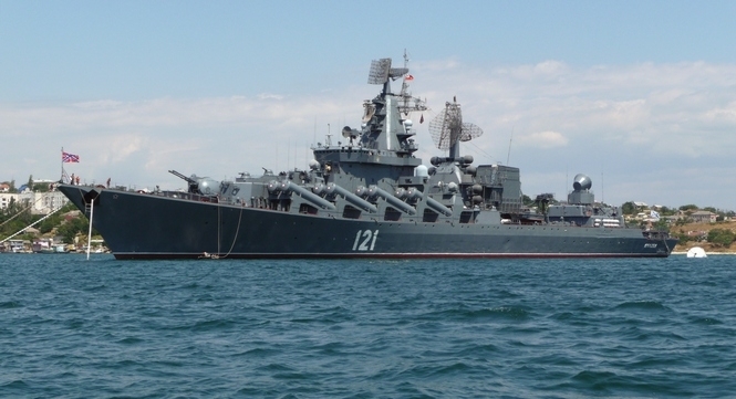 Турецькі підводні човни оточили крейсер 