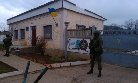 Русские захватили оружие в военной части в Бельбеке