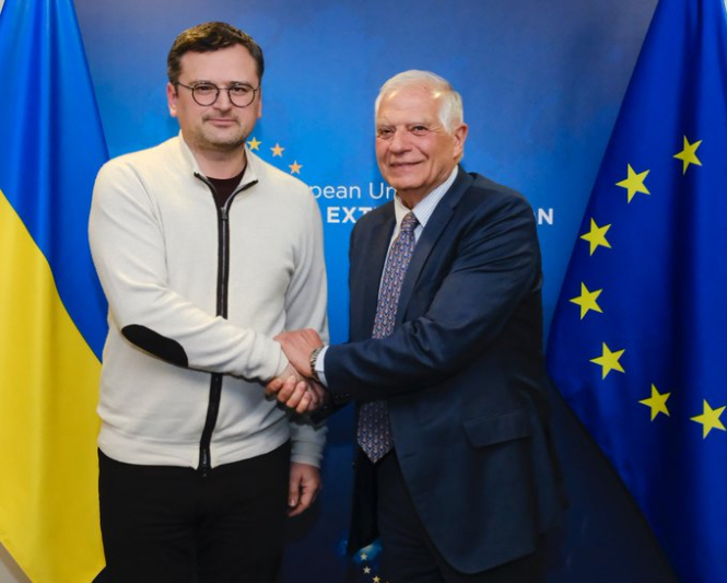 Кулеба зустрівся з головним дипломатом ЄС у Брюсселі