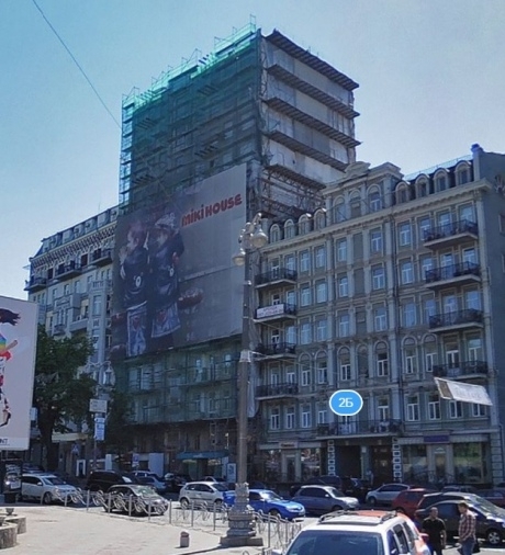 Окружной админсуд Киева обязал снести две незаконные надстройки в столице