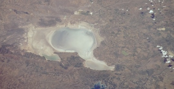 Второе крупнейшее озеро Турции высохло из-за изменения климата и сельского хозяйства