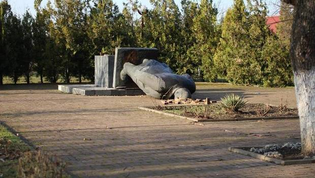 Пам'ятник Леніну вперше продали в Україні 