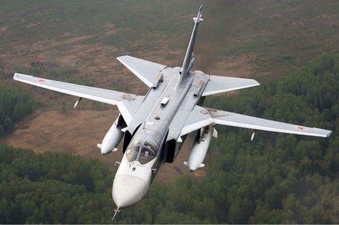 Россия подняла в воздух Су-24 из-за американского эсминца в Черном море