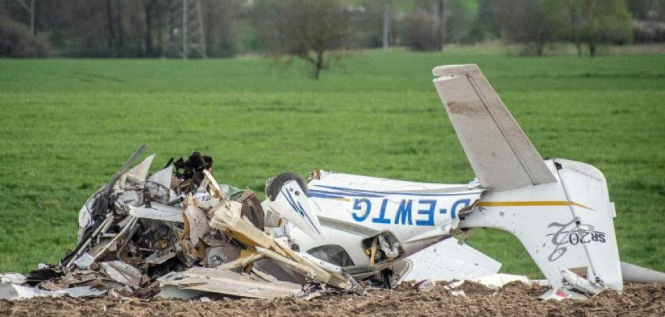 У Німеччині зіткнулися два літаки: є загиблі