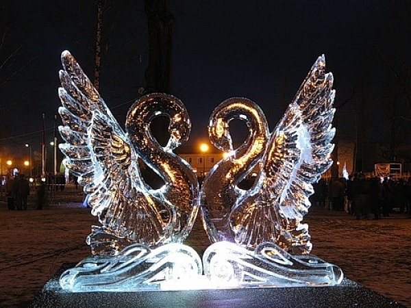 Куди піти на вихідні 8-9 лютого: виставка льодових скульптур, спектакль “Бал у Савойї”, виставка робіт Яна Фабра