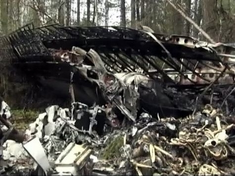 На місці катастрофи зниклого рік тому Ан-2 у Росії знайшли останки 13 людей