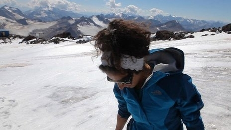 На Еверест вперше піднялась жінка з Саудівської Аравії 