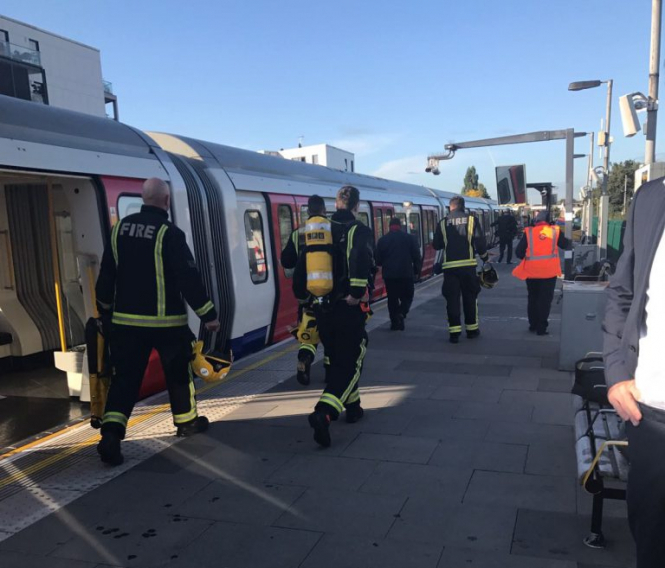 Взрыв в лондонском метро объявили терактом, - ОБНОВЛЕНО
